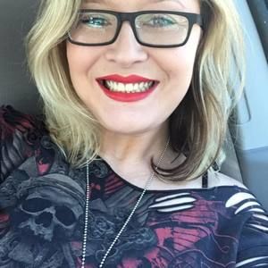 Meet your Posher, Vanessa